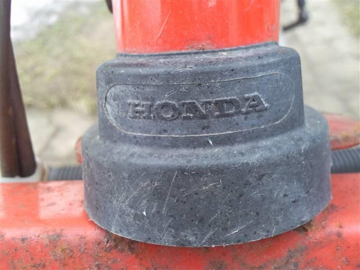 Honda Express - Original plastikskjold ved forgaflen. billede 7