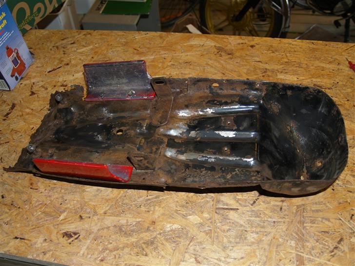 Puch Monza Juvel - Bagsiden af sædet. billede 2