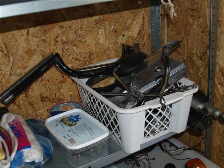 Puch Monza Juvel - Alt guldet. Dvs. alle chromdelene. holdere til forskærm, gearpedaler, kickstartere, originale styr, tændingsdæksel. billede 11