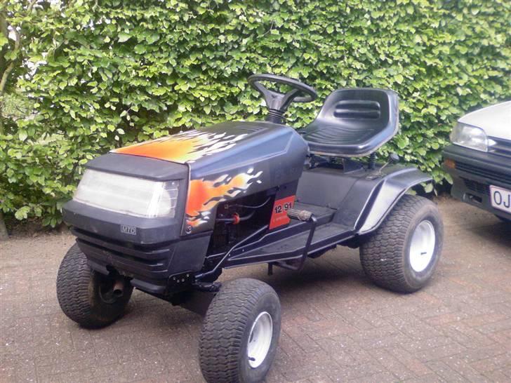 Min gamle havetraktor..  :P billede 1