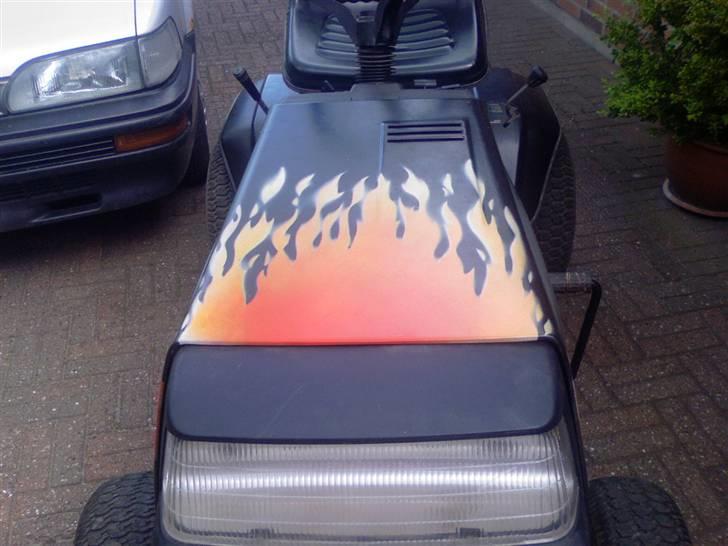 Min gamle havetraktor..  :P billede 3