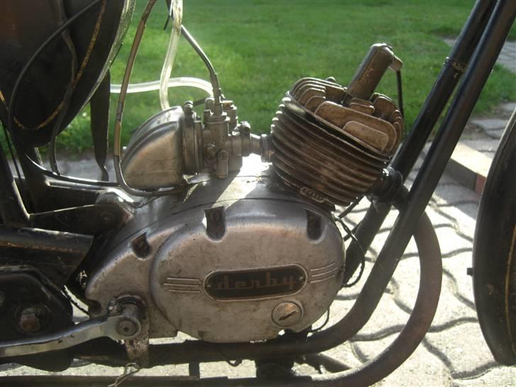 Derby Ferrari - Sindsyg simple motor. billede 6