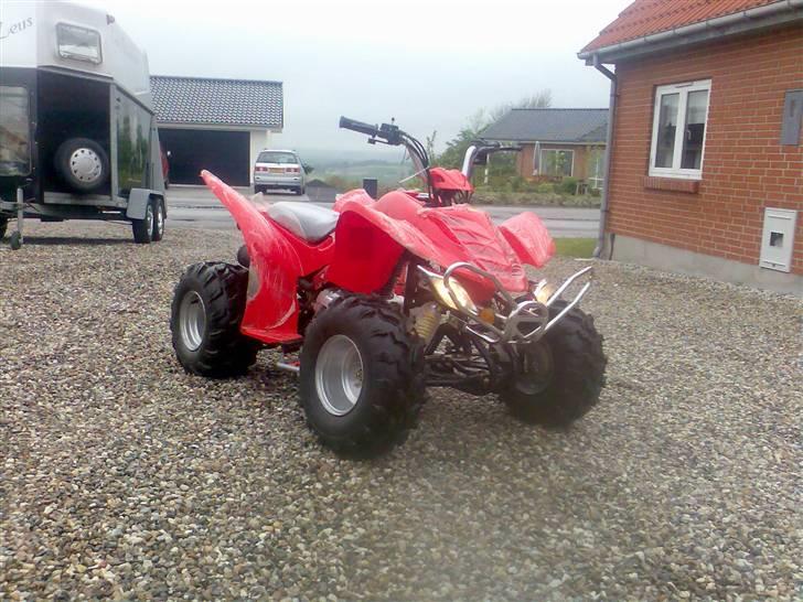 Køretøjer jeg har haft - Kina atv 200cc, købt på herning maskin auktion for 4000 og solgt igen for 6500,, dejlig handel billede 15