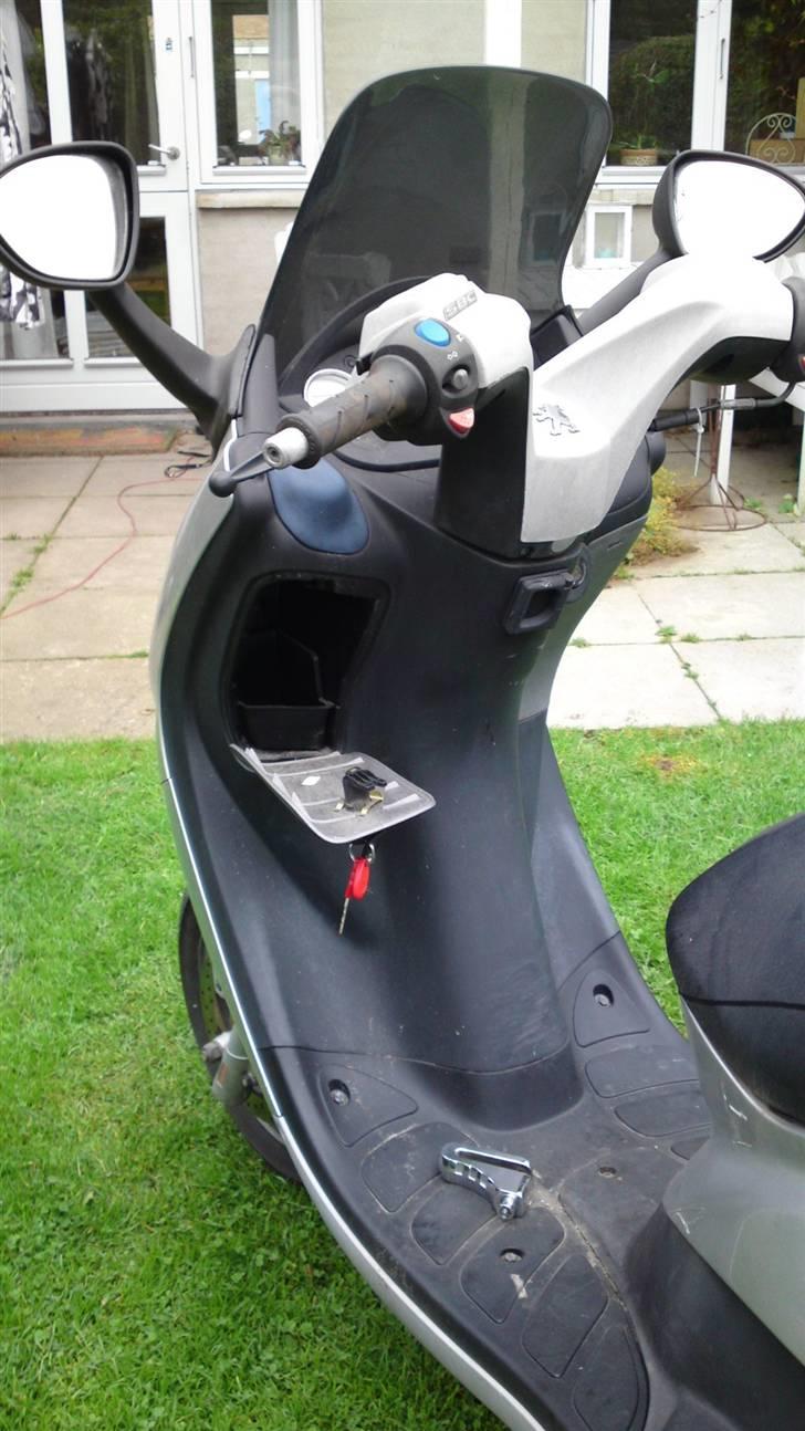 Peugeot Elystar billede 8