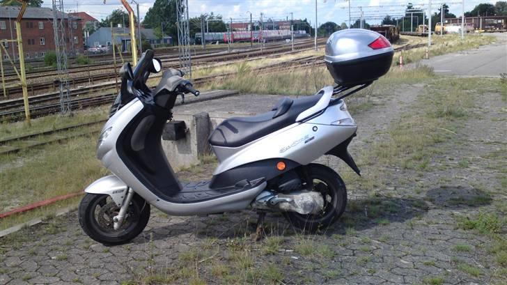 Peugeot Elystar billede 23