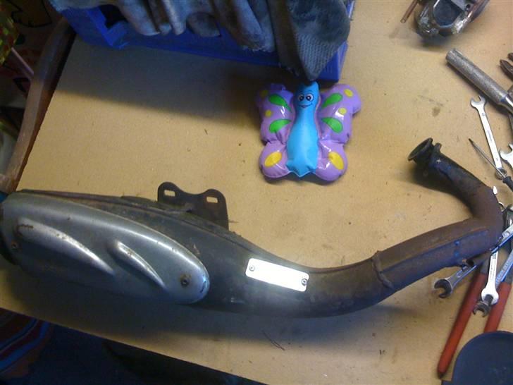 Gilera Stalker  - Skal slipes ned og males med varmefast sort maling :) billede 18