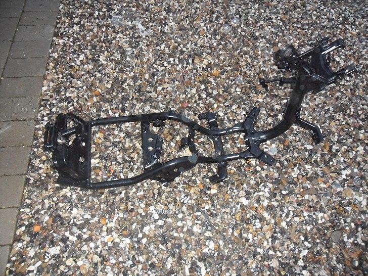 Yamaha jog AS stel (Pulverlakeret) - Lige kommet fra maler :) billede 1