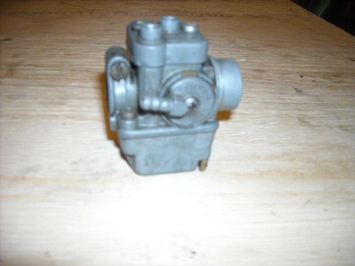 12 mm firkantet Bing karburator billede 1