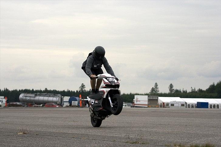 Kørsel på 1 hjul ! billede 29