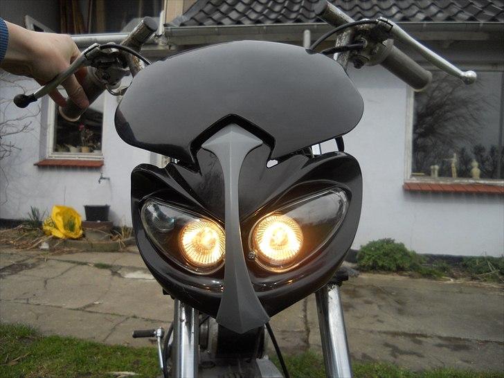 Suzuki k50 - Forlygten med lys. billede 8