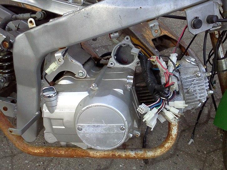 Se min GARAGE INDHOLD - Pgo-Gilera-Piaggio-Vespa-Velo-Honda-Atv-Crosser - Grøn Midibike billede 41