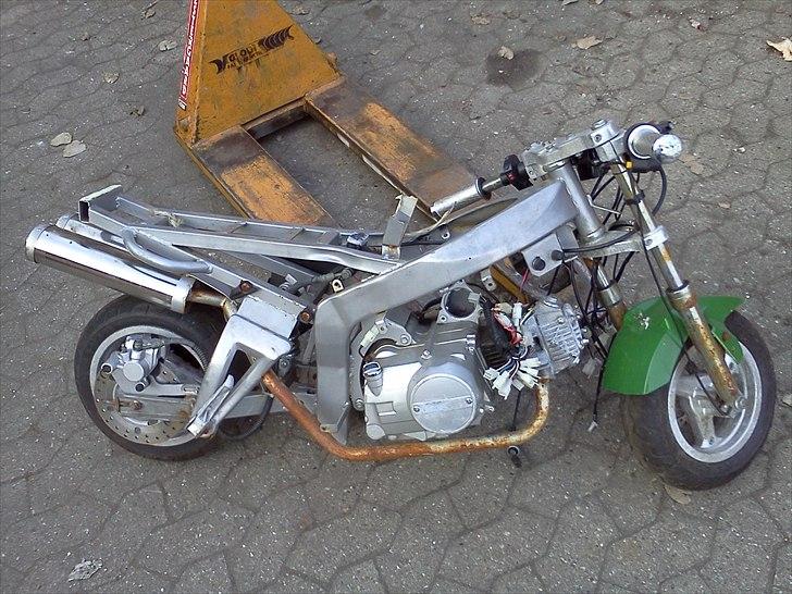 Se min GARAGE INDHOLD - Pgo-Gilera-Piaggio-Vespa-Velo-Honda-Atv-Crosser - Grøn Midibike billede 42