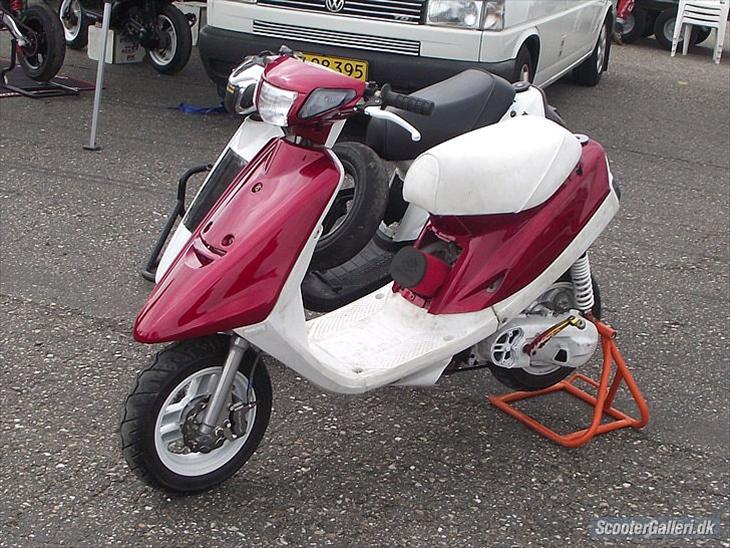 {{currentPhoto.altText}} billede {{currentPhoto.number}}