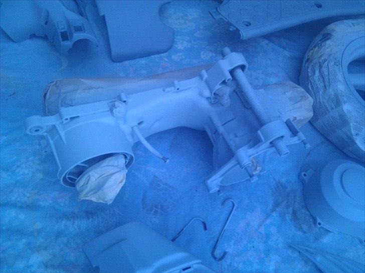 Aprilia Sonic Pearl Blue - Projekt Forår 2011 - Sonic Motorblok - Skal males Blanksort billede 26