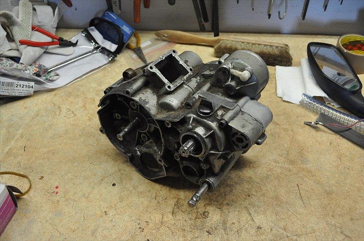 6 trins gearkasse [Derbi Senda] - Sådan ser blokken ud, uden tænding. billede 1