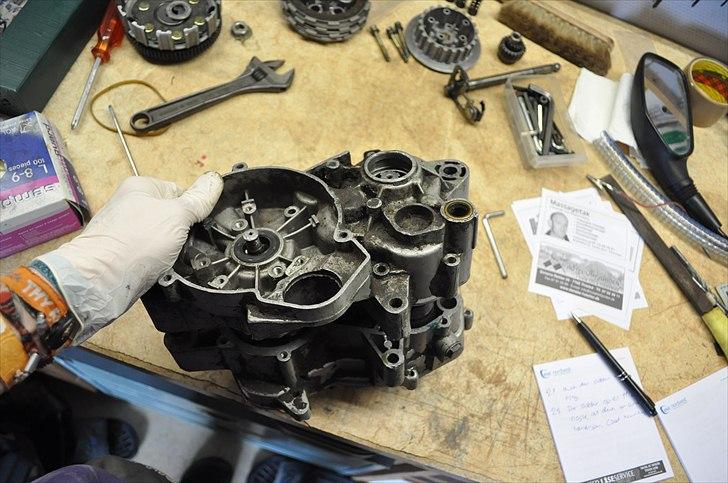 6 trins gearkasse [Derbi Senda] - Sådan adskilles blokken. billede 30