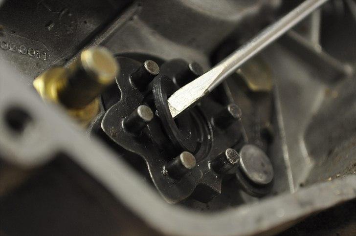 6 trins gearkasse [Derbi Senda] - Der sidder en lille skive. billede 41