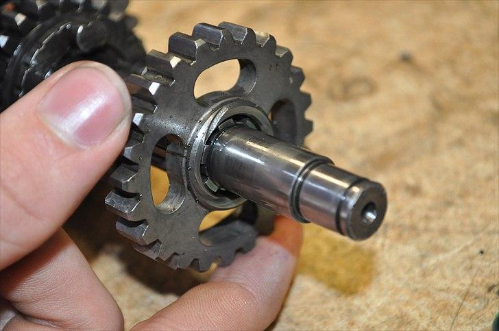 6 trins gearkasse [Derbi Senda] - Afmonter 4. gear. billede 71