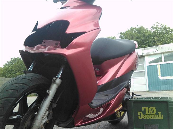 {{currentPhoto.altText}} billede {{currentPhoto.number}}