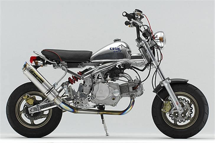 Honda CD 50 Fra start til slut - Udstødning i titanuim, den vejer 1,5 kg. den ville jeg ikke have noget i momd og eje.
prisen er 5000 kr. billede 65