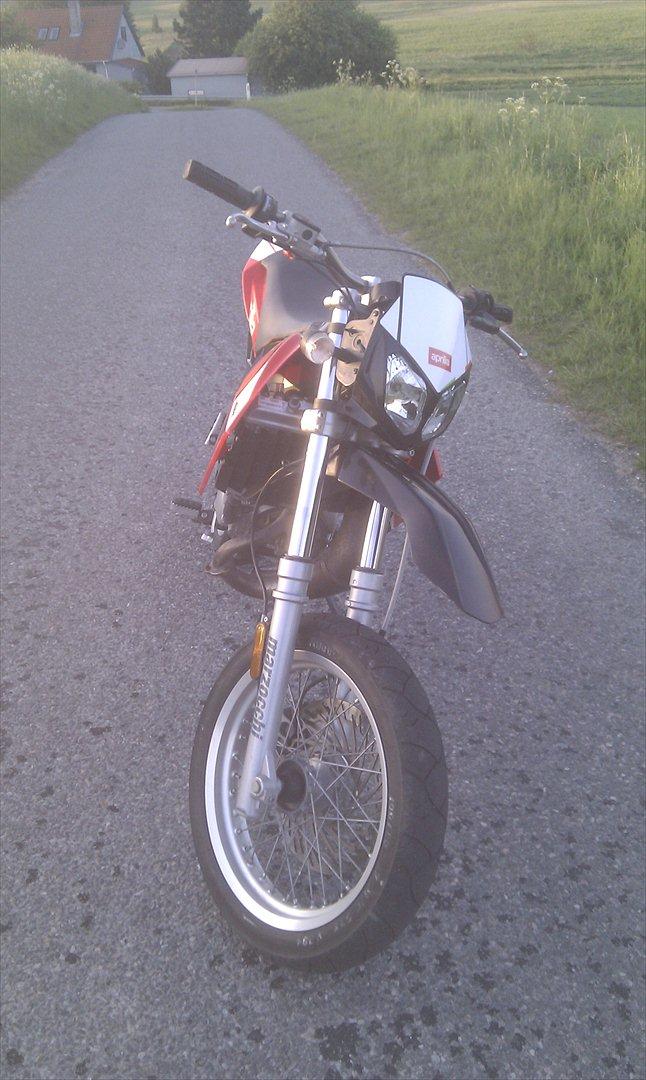Aprilla sx50 - gammelt billede :D billede 1