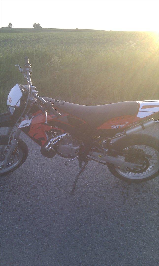 Aprilla sx50 - gammelt billede :D billede 4