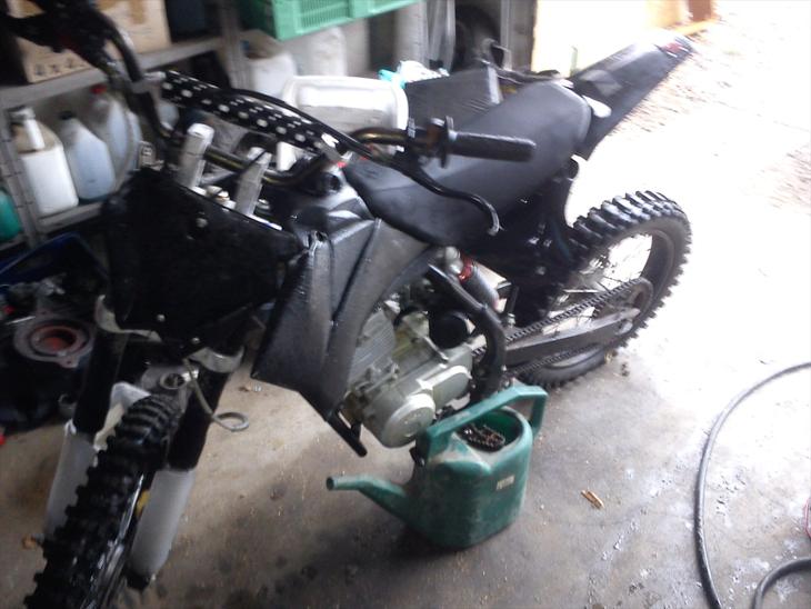 {{currentPhoto.altText}} billede {{currentPhoto.number}}