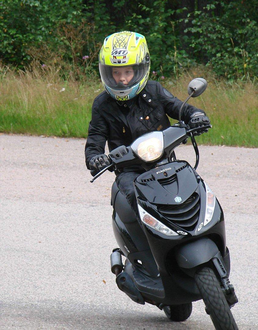 Zip SP - knægten lufter den ((Scooter-fræs i Sverige)) billede 6