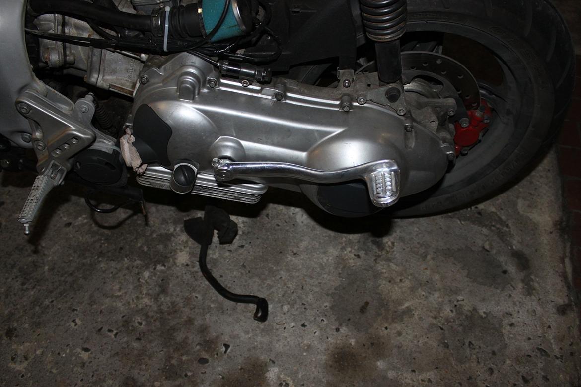 Gilera Dna opdateringsalbum - kickstarter fra en vespa LX 125 billede 1