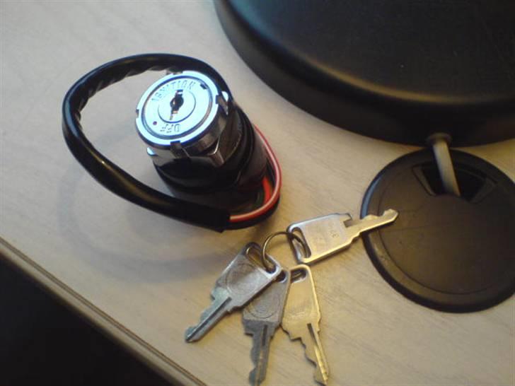 Honda CD 50 Fra start til slut - Original tændingslås billede 79