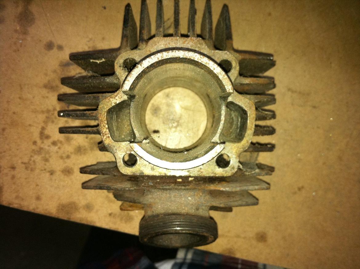 masser af reservedele til Yamaha FS1 fra mit projekt - den originale cylle
 billede 2