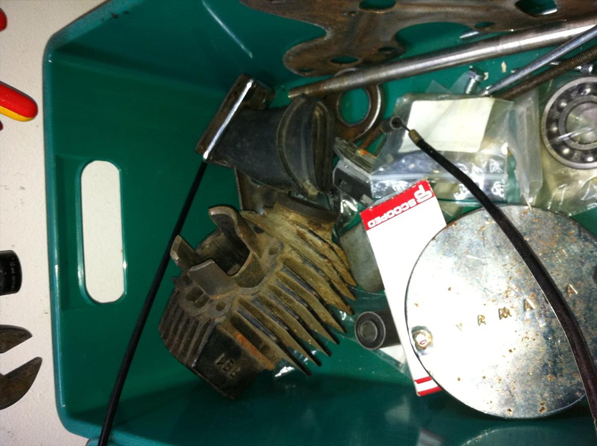 masser af reservedele til Yamaha FS1 fra mit projekt - mixed junk billede 9