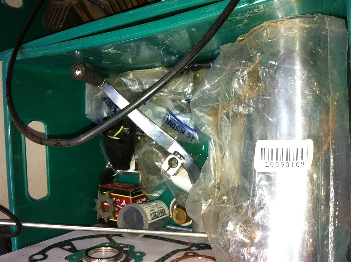 masser af reservedele til Yamaha FS1 fra mit projekt - reservedele fra selve projektet billede 11