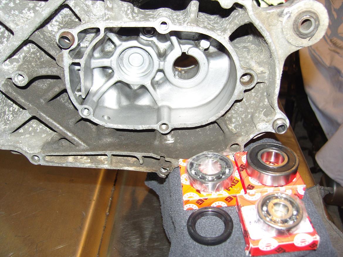 Yamaha Jog FS renoverings projekt - renovering af gear billede 2