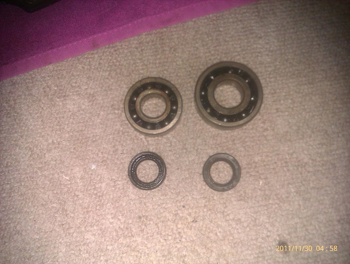 renovering af honda melody motor - gamle lejer og simmerringe (DØDE) billede 4