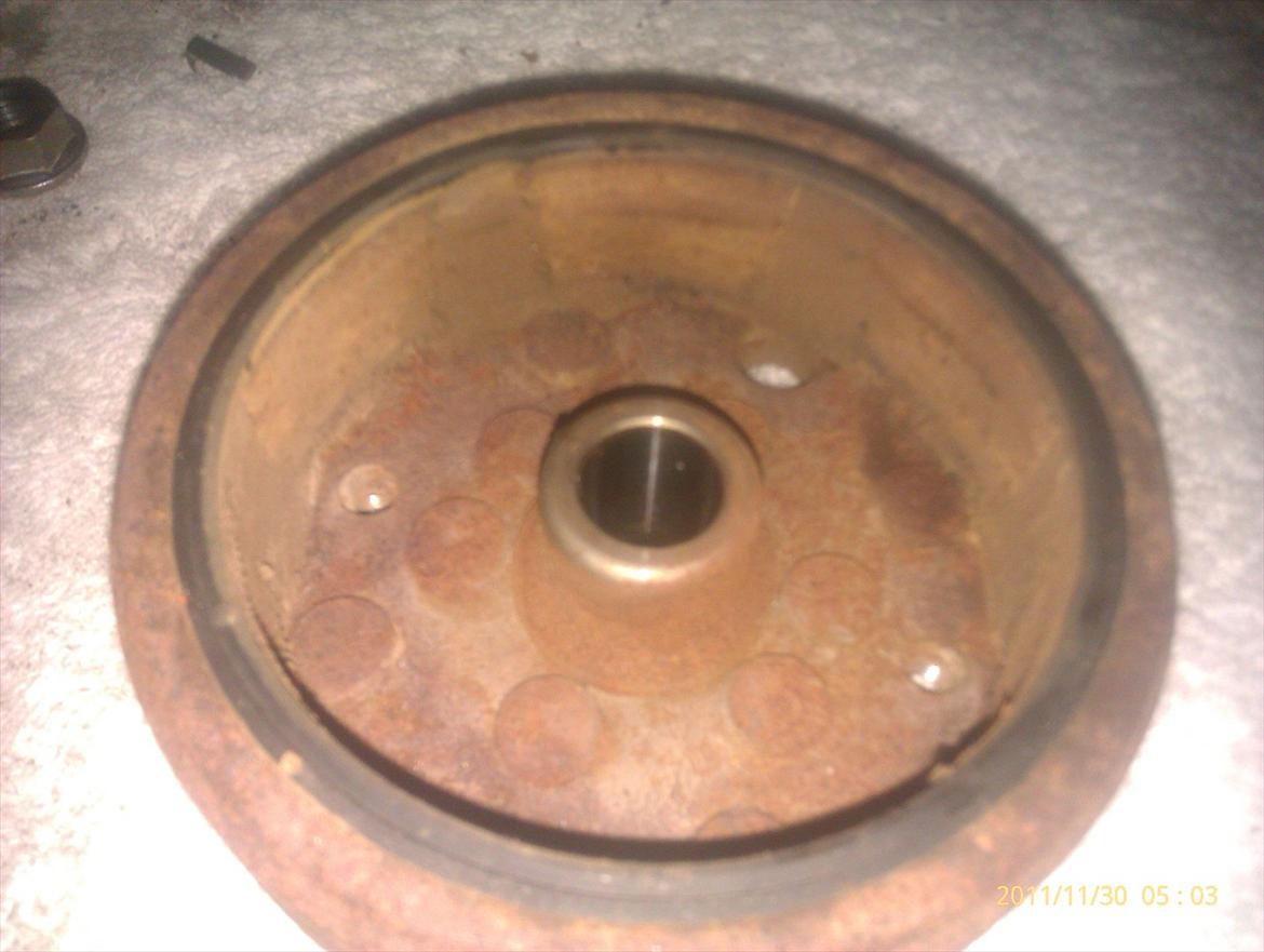 renovering af honda melody motor - tændning som den så ud da jeg skildte den ad..! billede 21