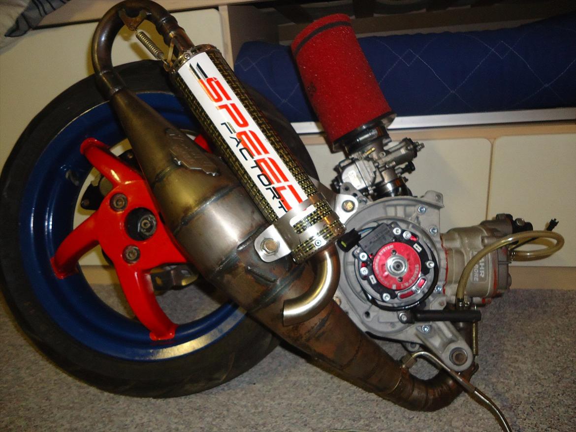 Aprilia SR50 R Factory - Spiderman Edition - Det endelige resultat. billede 137