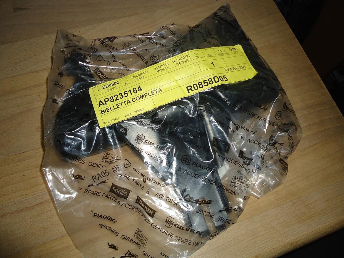 Aprilia SR50 R Factory - Spiderman Edition - Originalt nyt motorophæng. billede 139