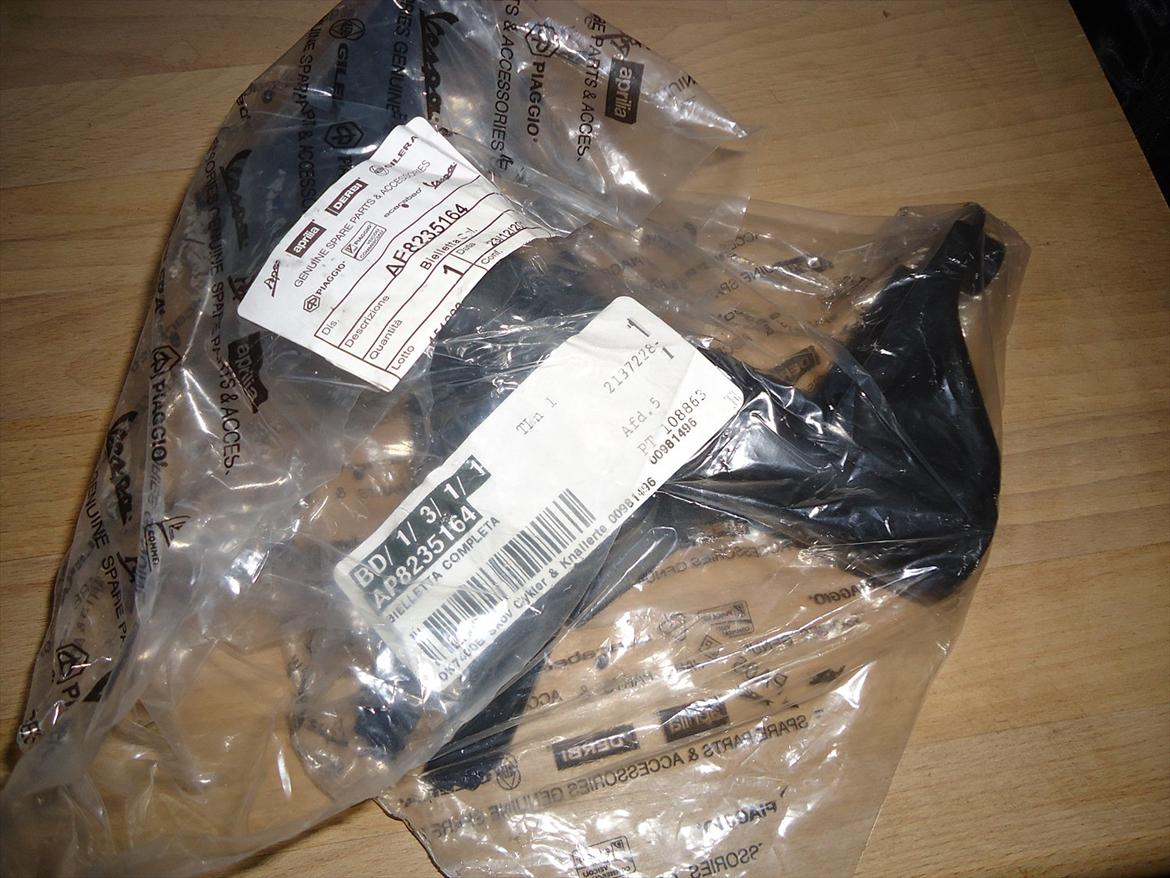 Aprilia SR50 R Factory - Spiderman Edition - Originalt nyt motorophæng. billede 140