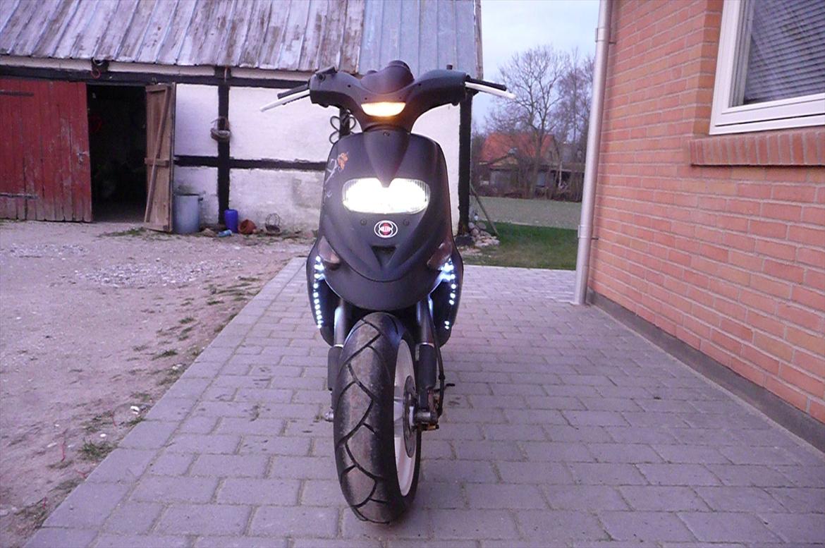 Gilera Stalker med hvide 13 nrg fælge billede 22