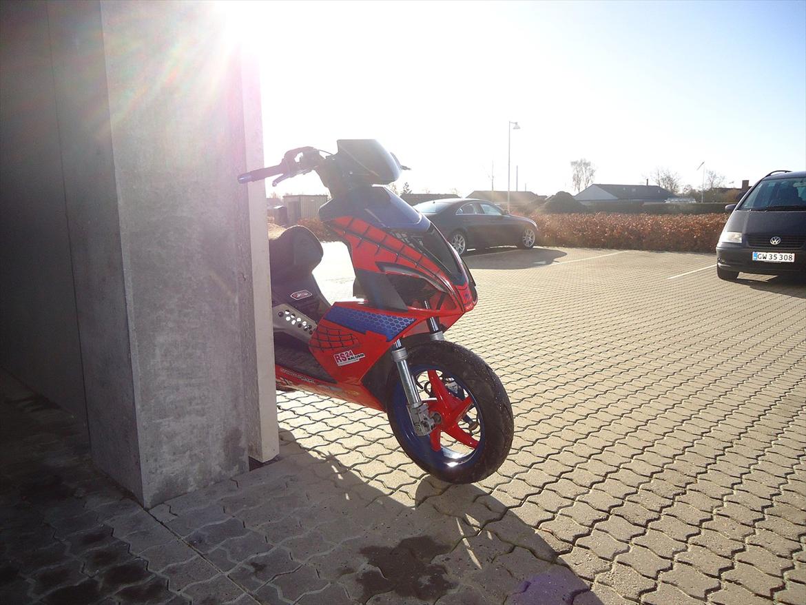 Aprilia SR50 R Factory - Spiderman Edition billede 172