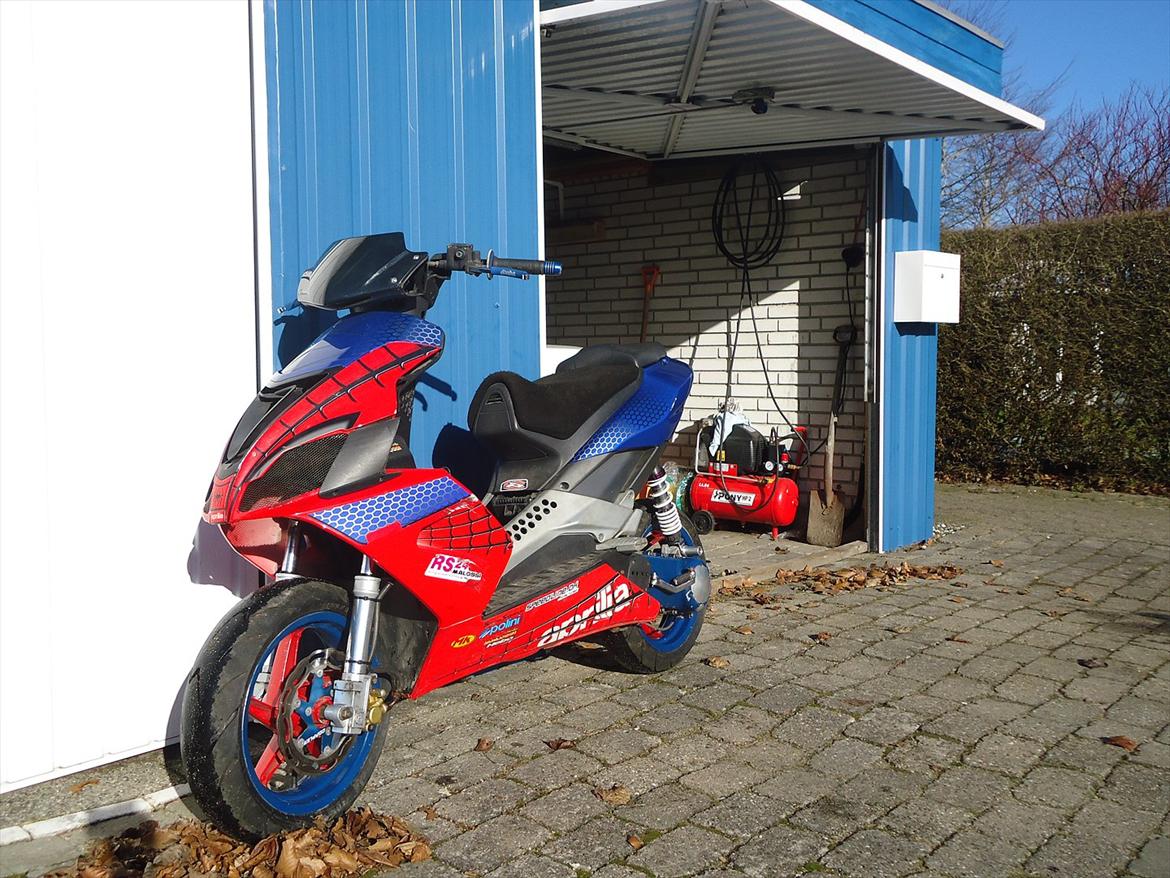 Aprilia SR50 R Factory - Spiderman Edition billede 176