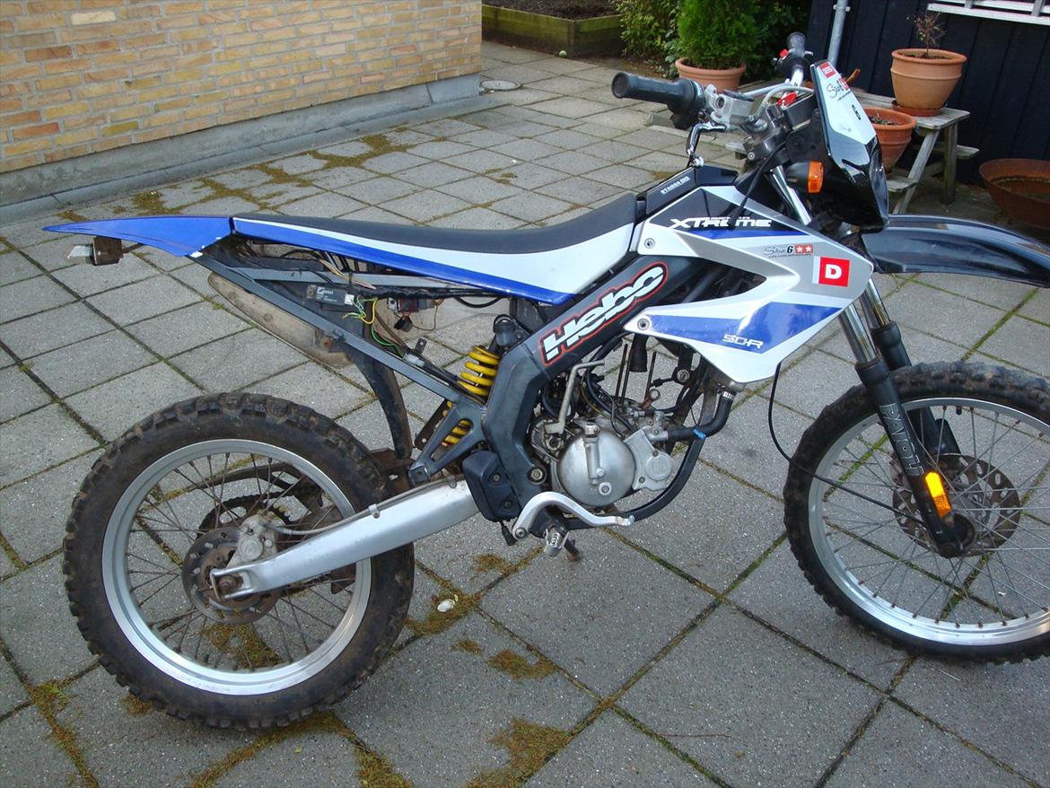 Derbi Senda renovering - Tja sådan så den jo så ud da jeg købte den :) billede 3