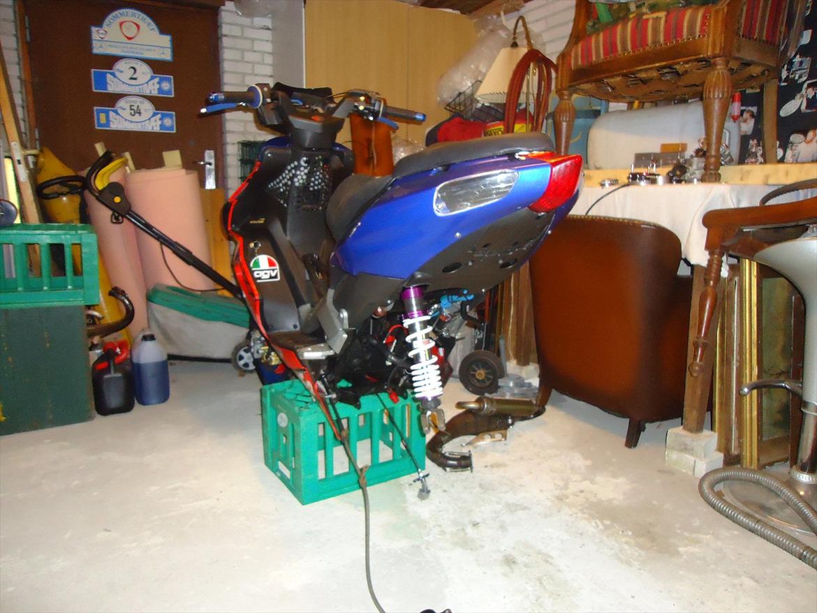 Aprilia SR50 R Factory - Spiderman Edition - Hun døde på anden køretur. billede 177