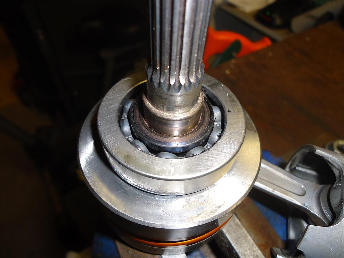 Aprilia SR50 R Factory - Spiderman Edition - Ja derfor døde den, lejet satte sig så grftv at motoren ikke kunne dreje rundt. billede 178