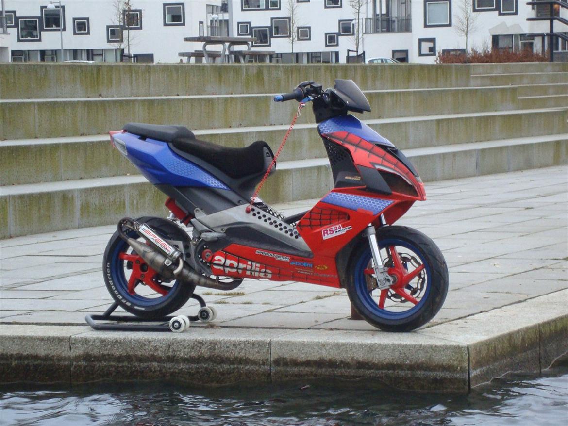 Aprilia SR50 R Factory - Spiderman Edition billede 191