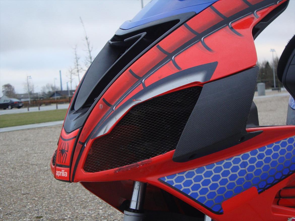 Aprilia SR50 R Factory - Spiderman Edition billede 197