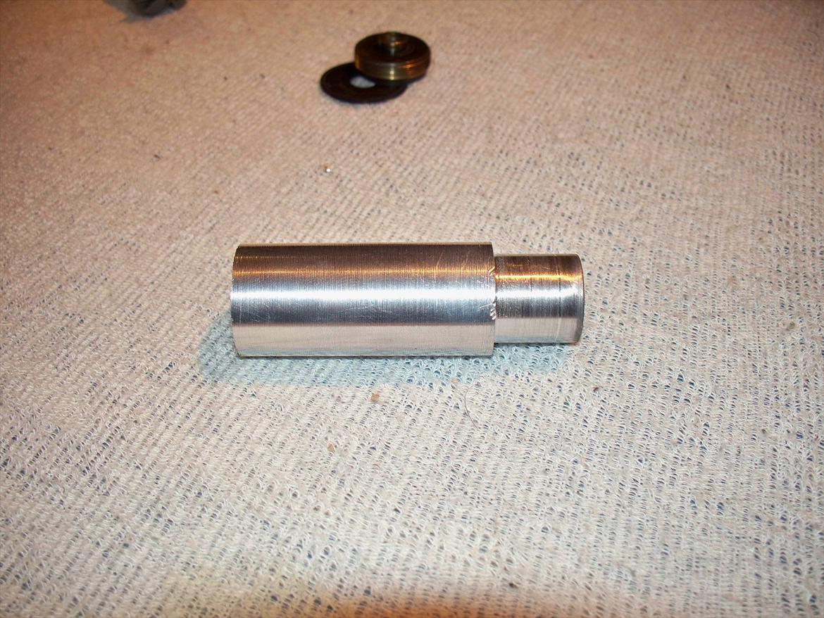 hjemmelavet alu studs - studsen lige fra drejebænken billede 1