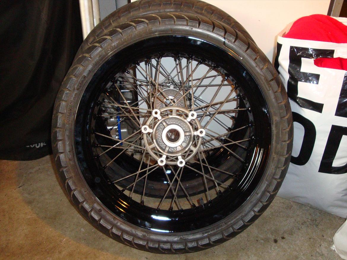 Derbi Senda renovering - Fælgene kom fra maler :) billede 59