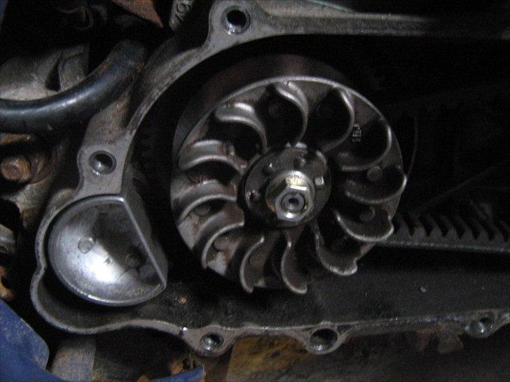 Honda sfx variator - på med blæser hjul, gribestjerne og bolt. billede 10